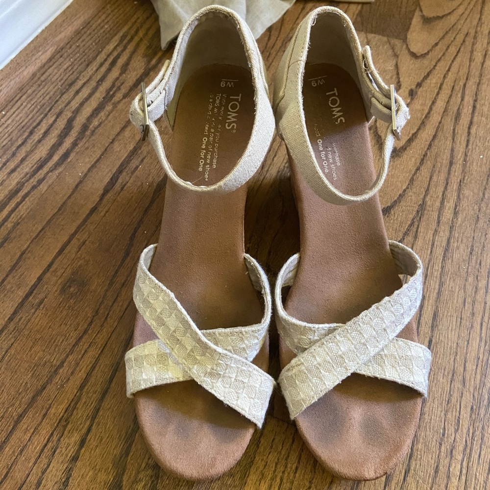 TOMS Wedges Heels